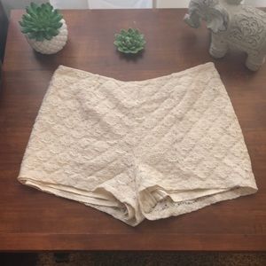 Forever 21 cream crochet lace shorts